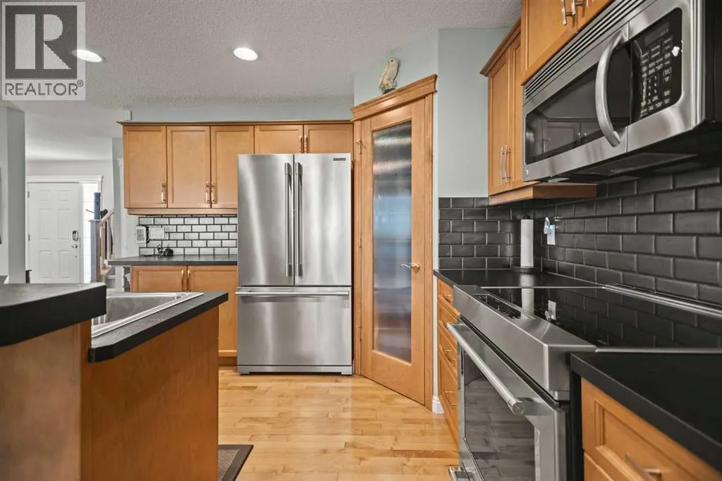 232 Sunset Close