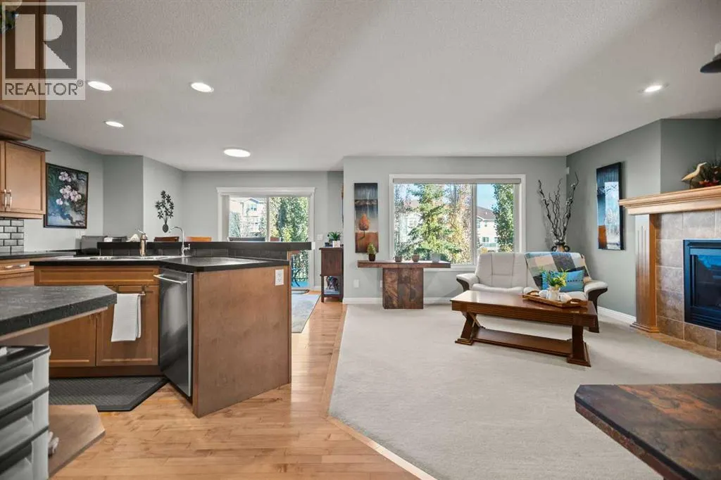 232 Sunset Close