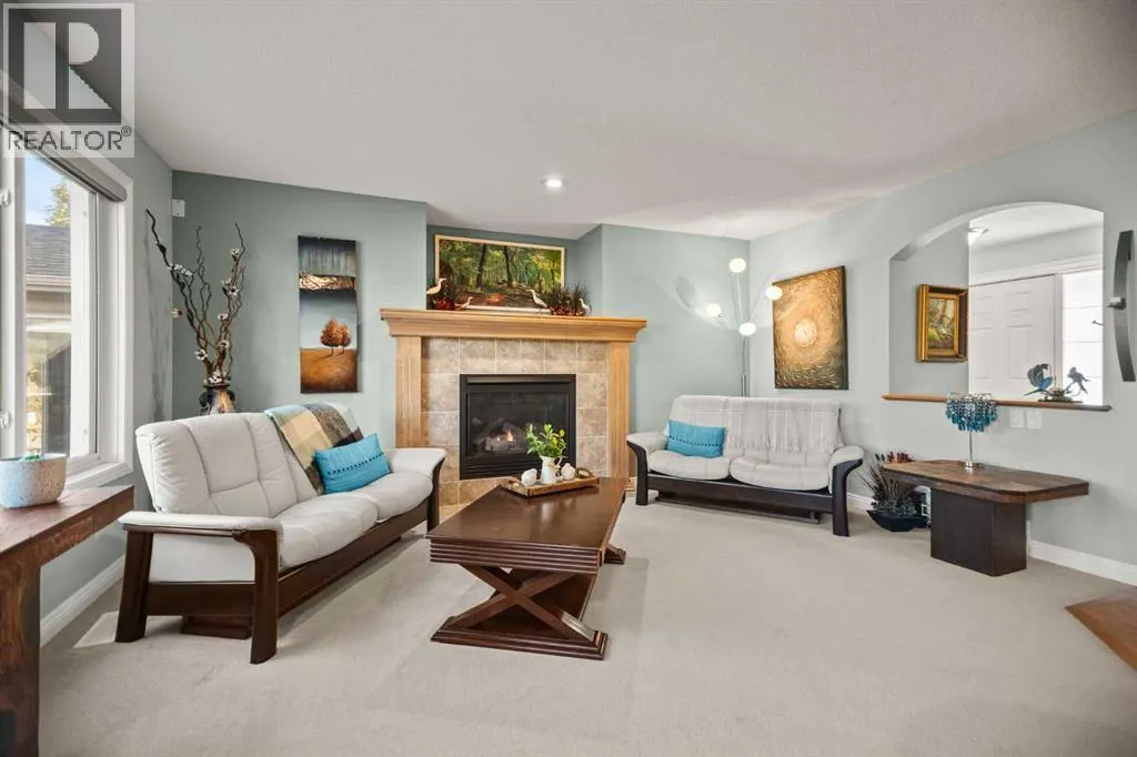 232 Sunset Close