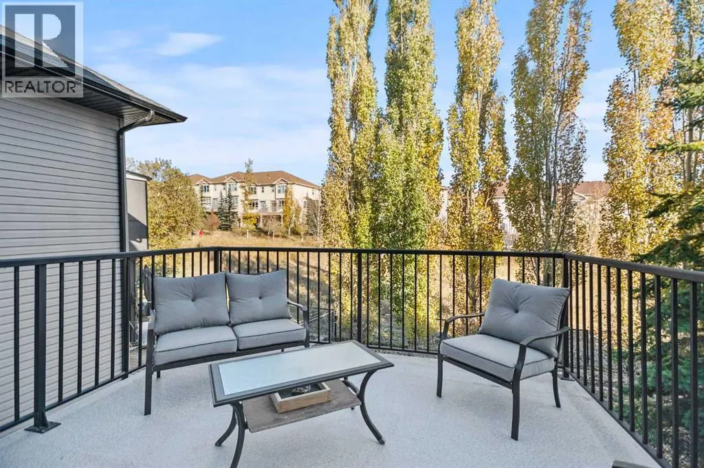 232 Sunset Close