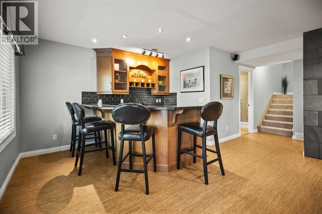 232 Sunset Close
