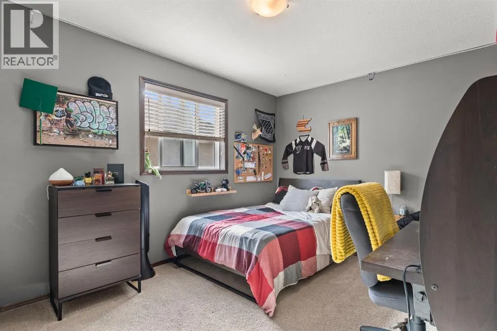 498 Tuscany Ravine Road NW