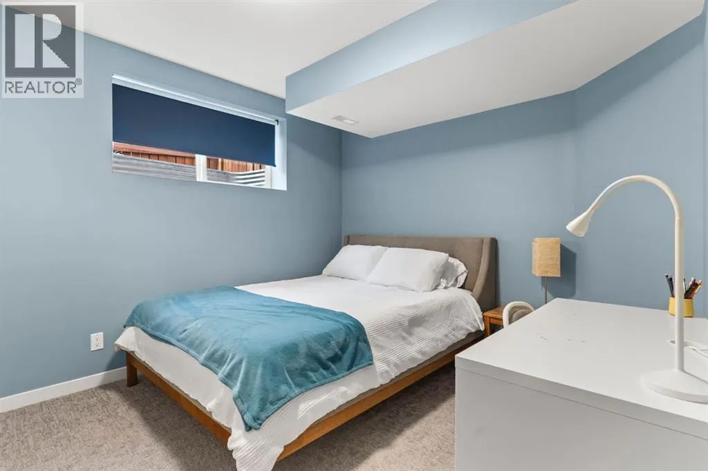 498 Tuscany Ravine Road NW