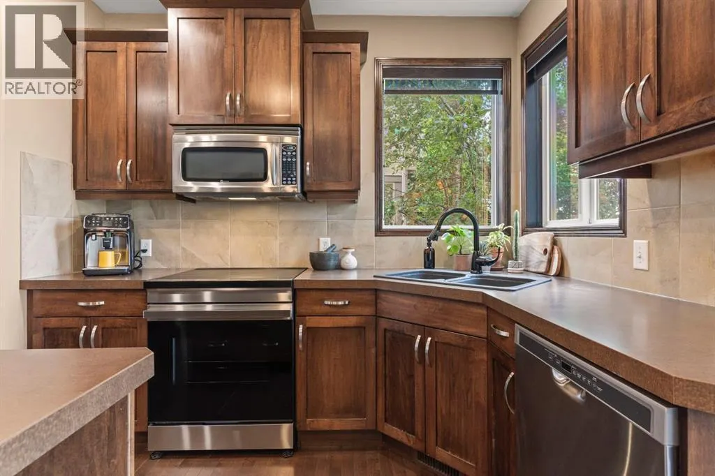 498 Tuscany Ravine Road NW
