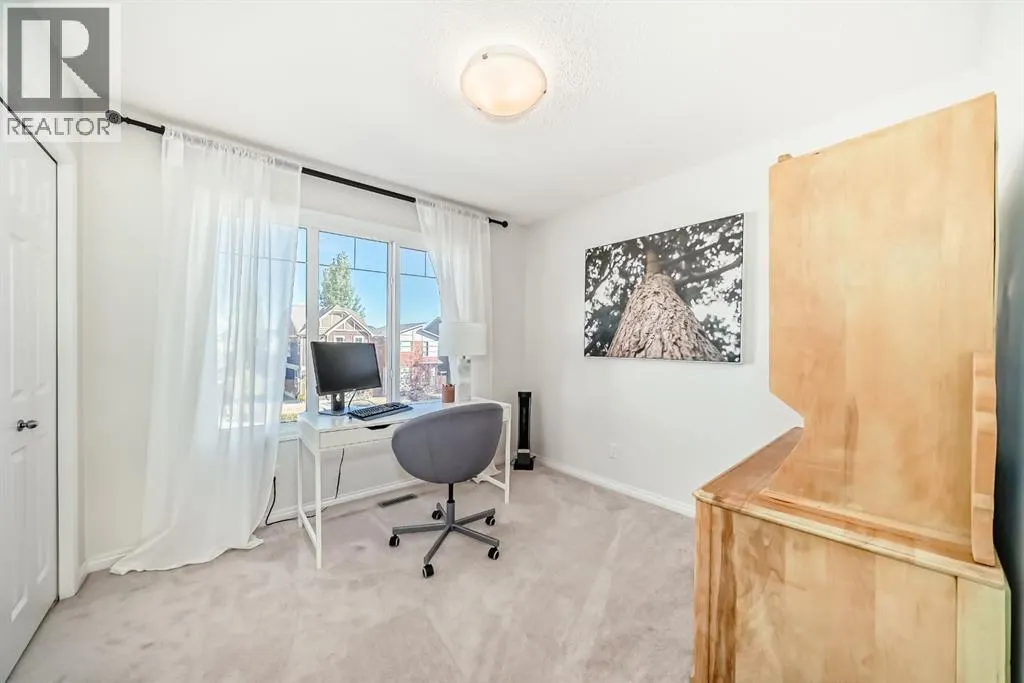 188 Walden Parade SE