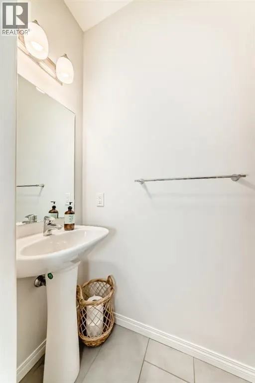 188 Walden Parade SE