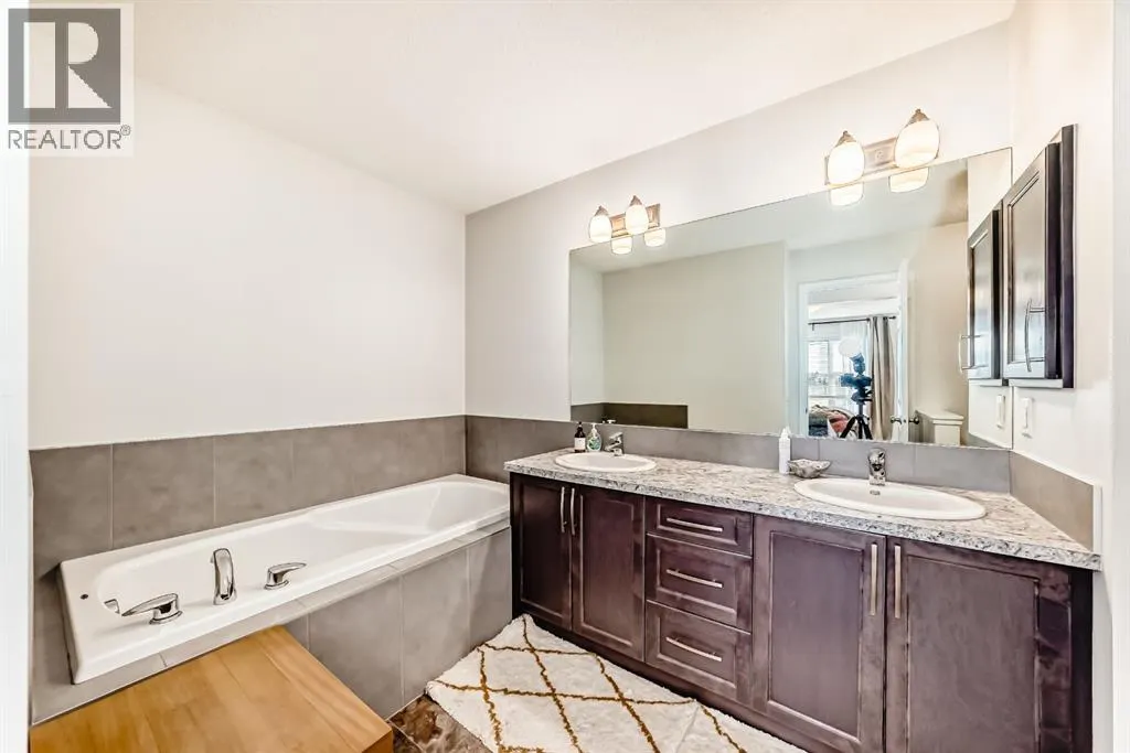 188 Walden Parade SE