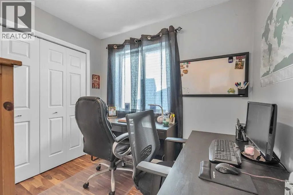 236 MT. Aberdeen Close SE