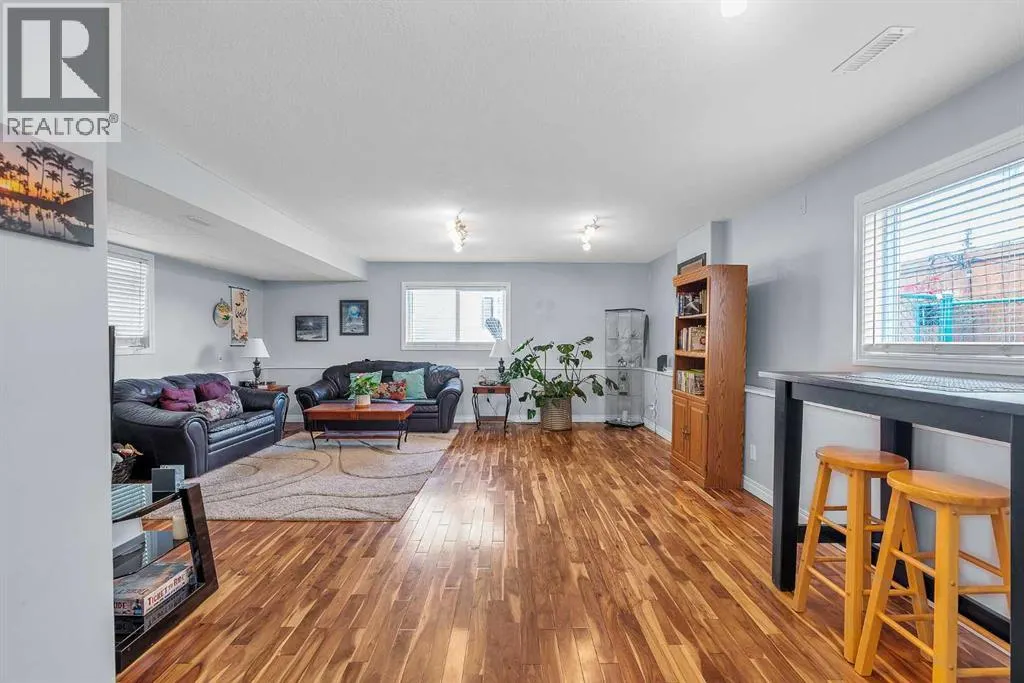 236 MT. Aberdeen Close SE