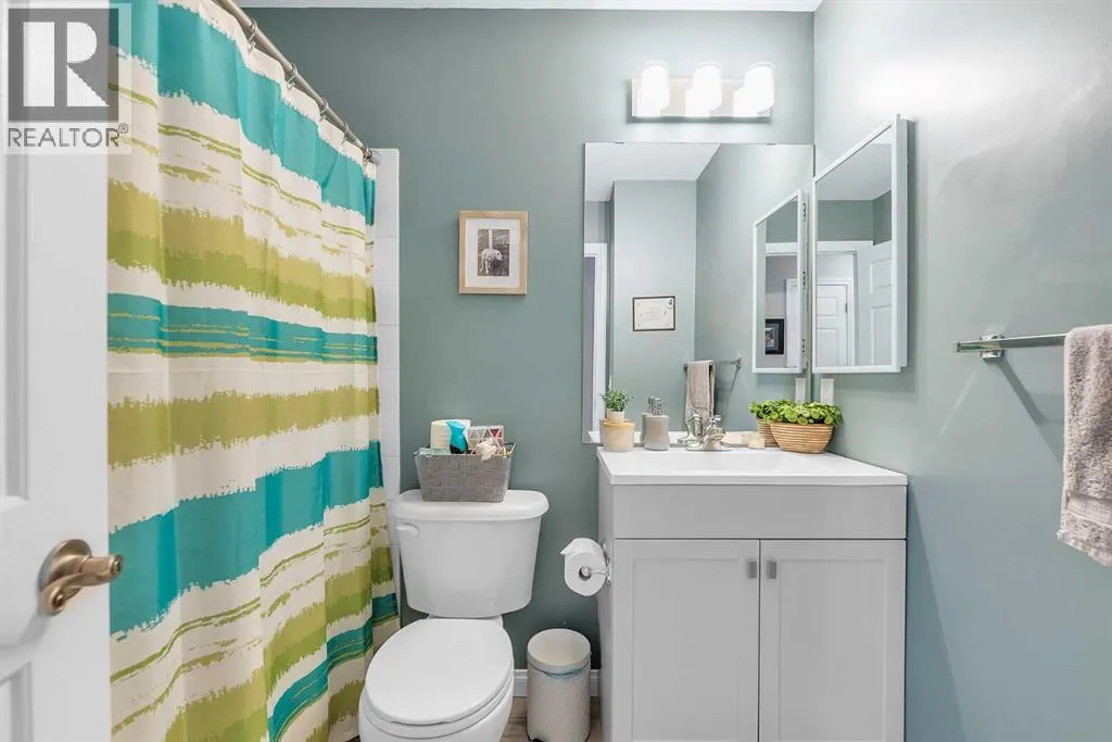 236 MT. Aberdeen Close SE