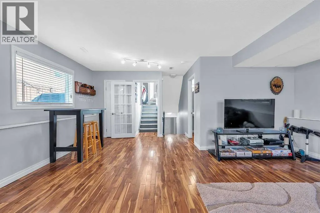 236 MT. Aberdeen Close SE