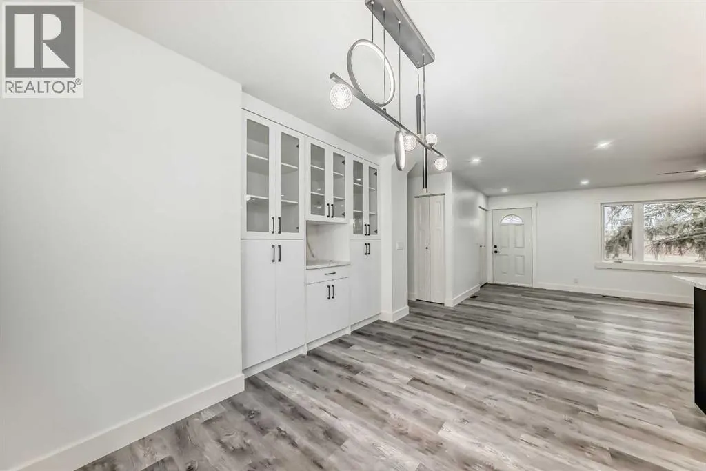 432 Ogden Drive SE