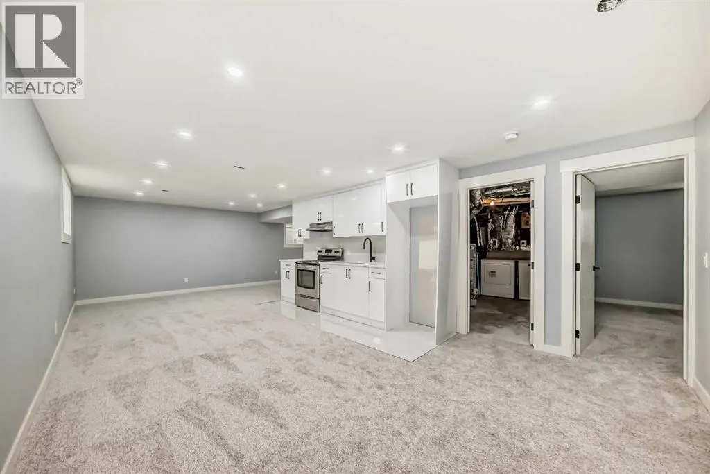 432 Ogden Drive SE