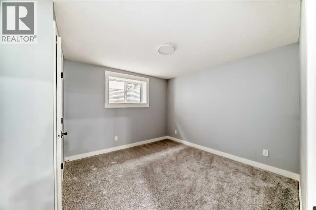 432 Ogden Drive SE