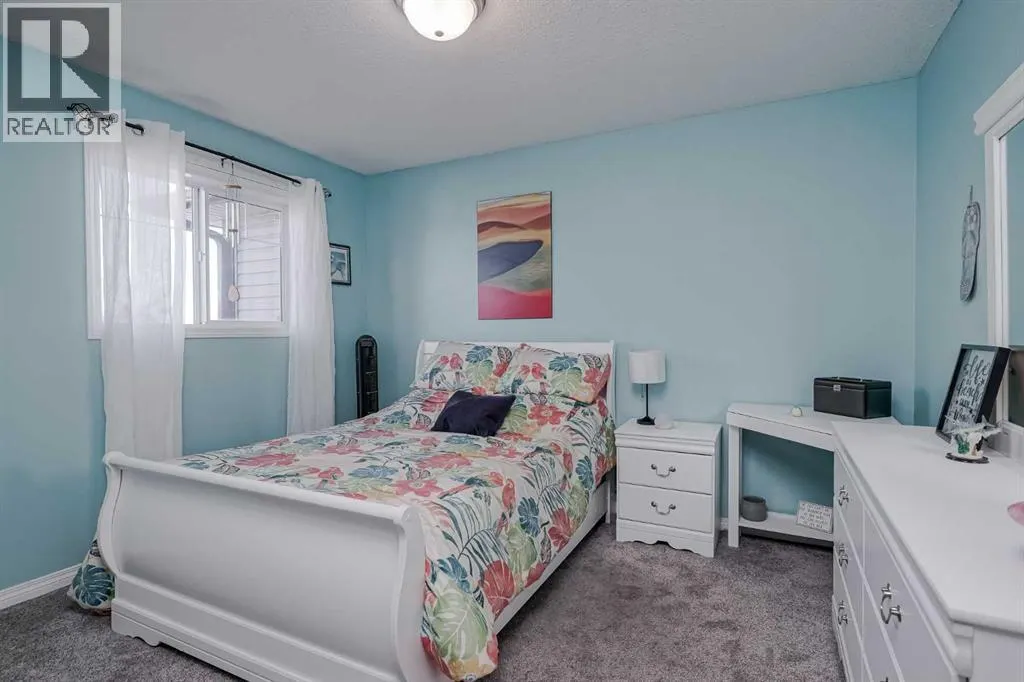 7, 102 Canoe Square SW