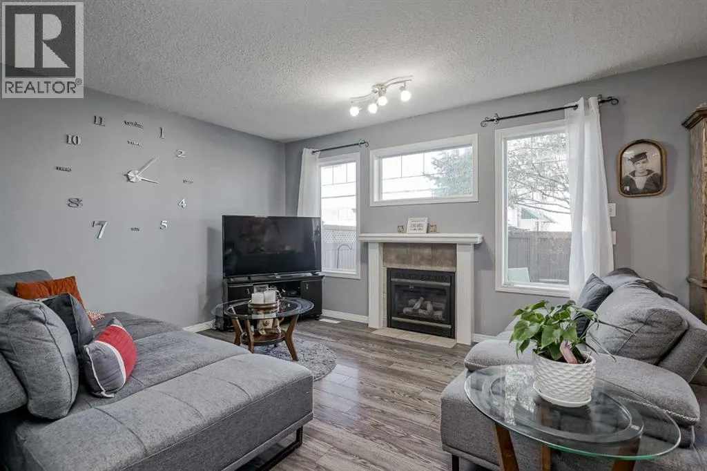 7, 102 Canoe Square SW