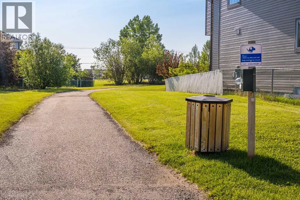 7, 102 Canoe Square SW