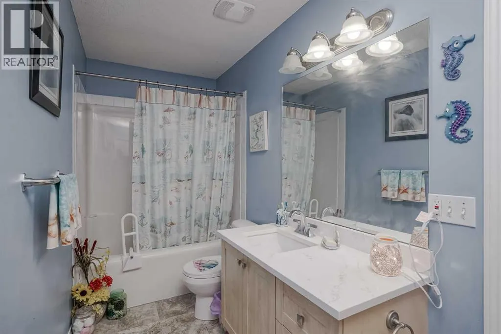 7, 102 Canoe Square SW