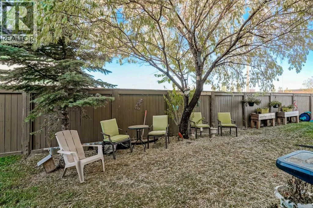 7, 102 Canoe Square SW