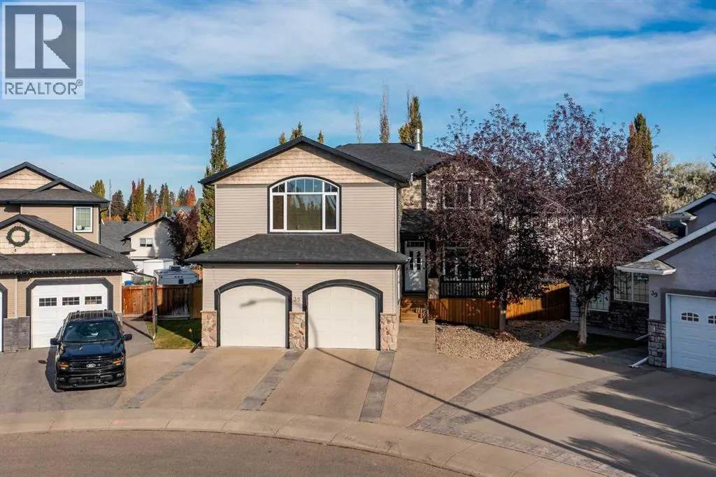 35 Woodrow Close
