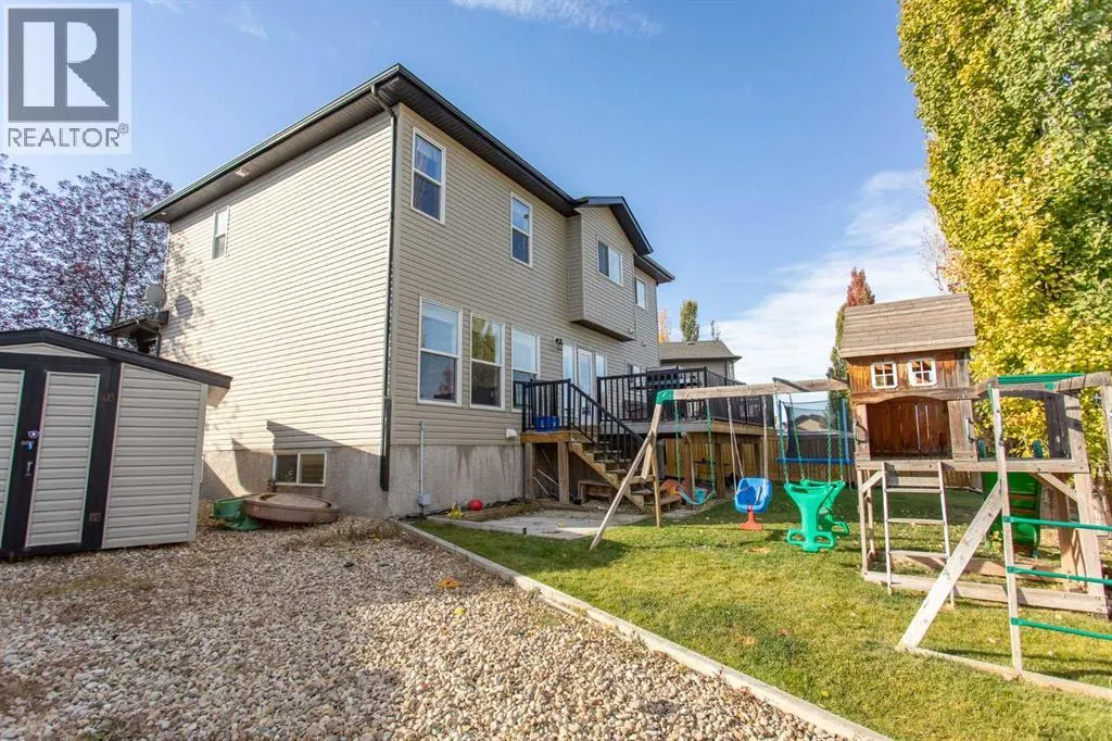 35 Woodrow Close