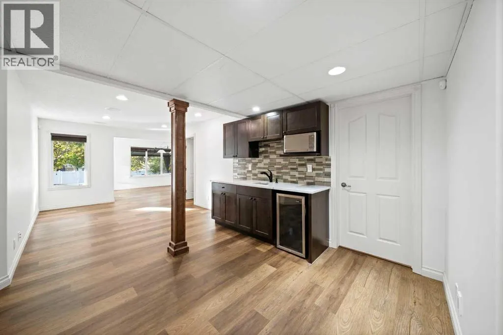 116 Allwright Close