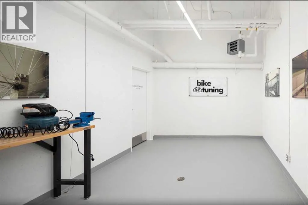 325, 4275 Norford Avenue NW