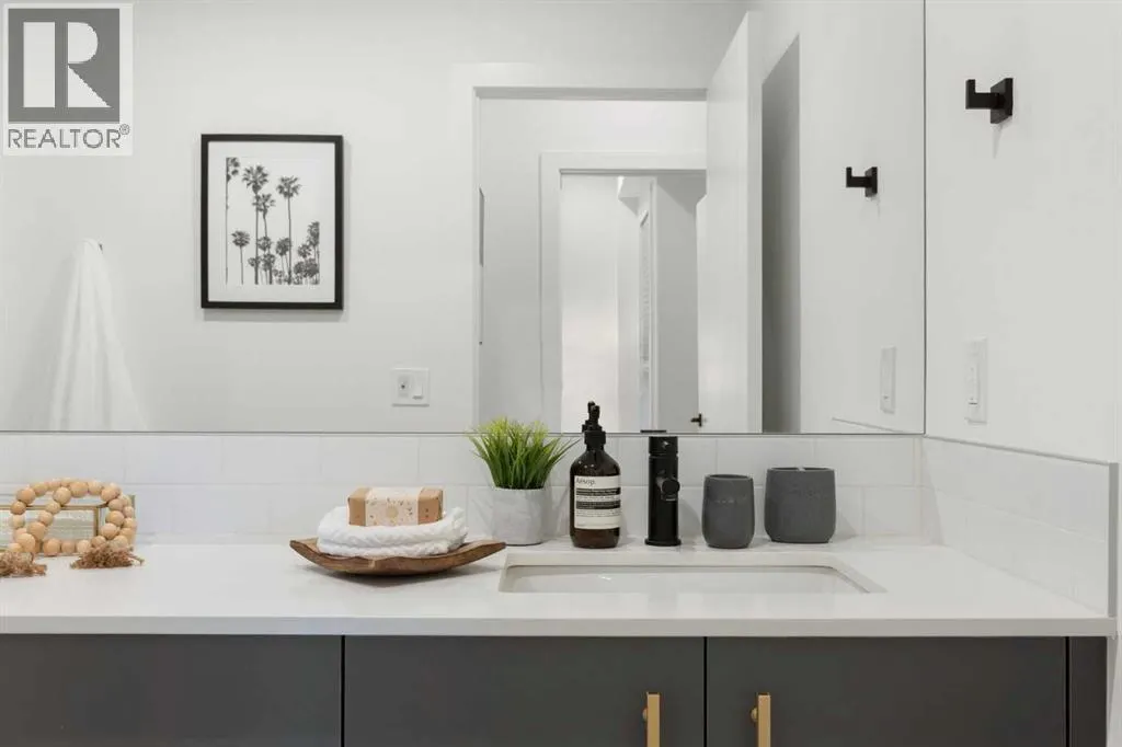 325, 4275 Norford Avenue NW