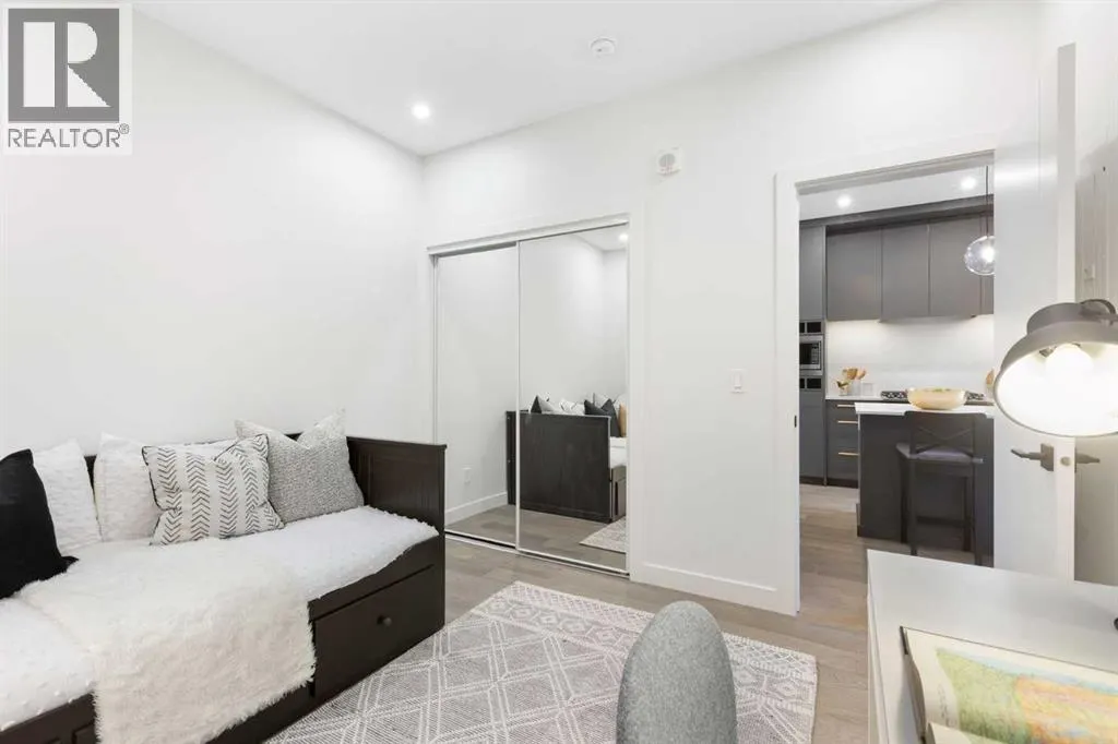 325, 4275 Norford Avenue NW