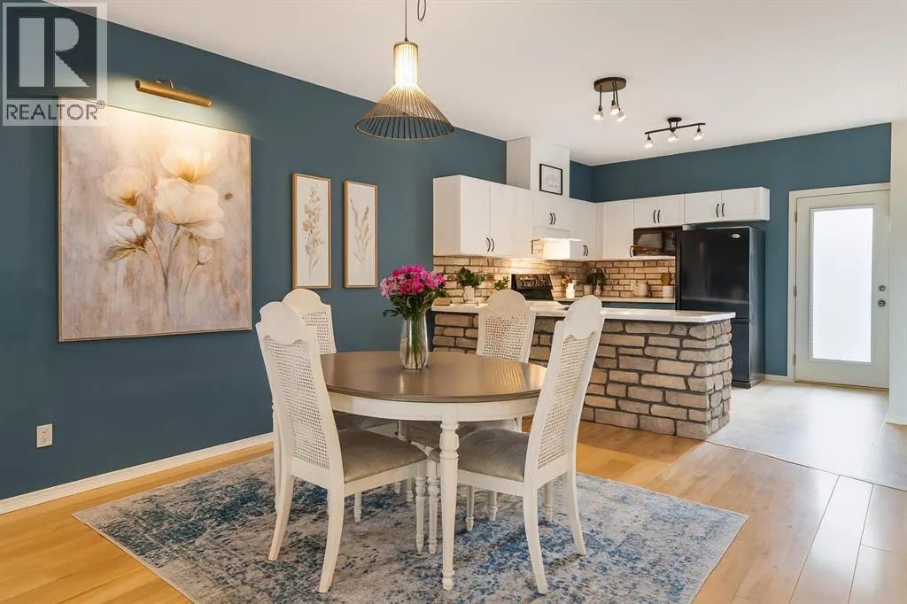 106, 2006 Luxstone Boulevard