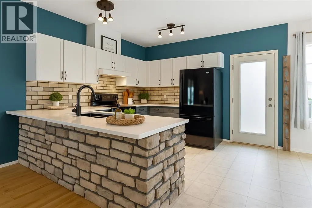 106, 2006 Luxstone Boulevard