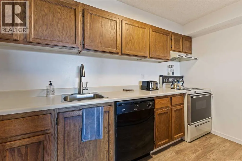 1506, 9800 Horton Road SW
