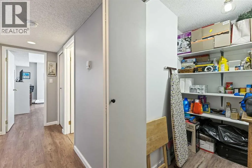 1506, 9800 Horton Road SW