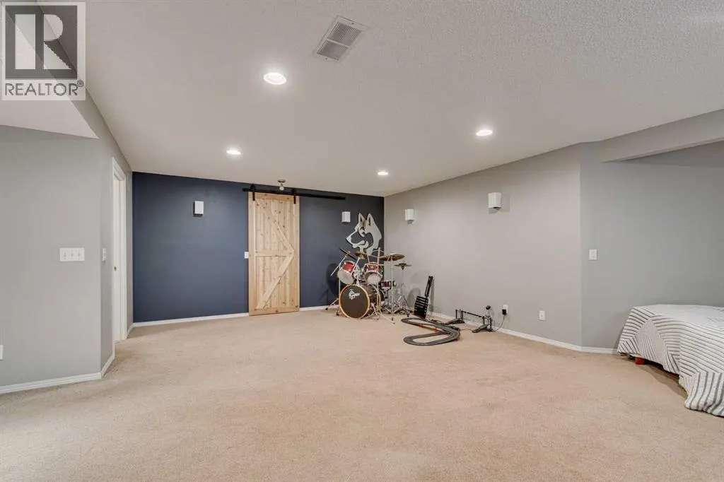 219 Chapalina Place SE