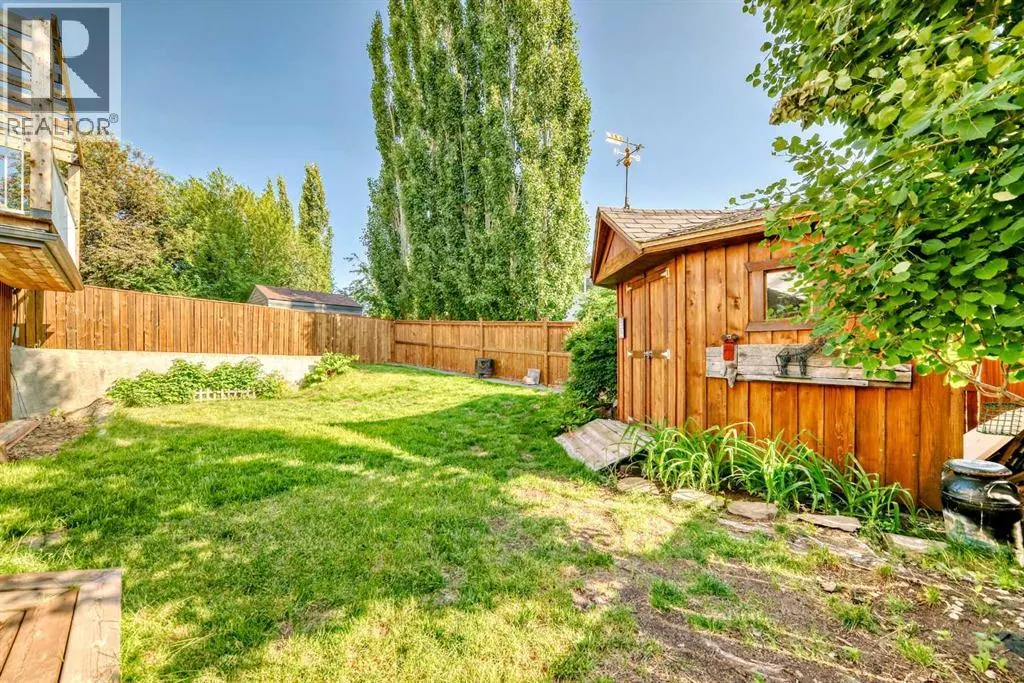 412 Highland Close