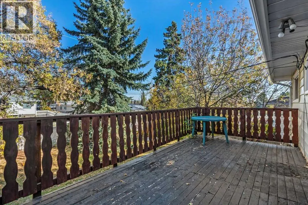 12 Thorncliffe Crescent NW