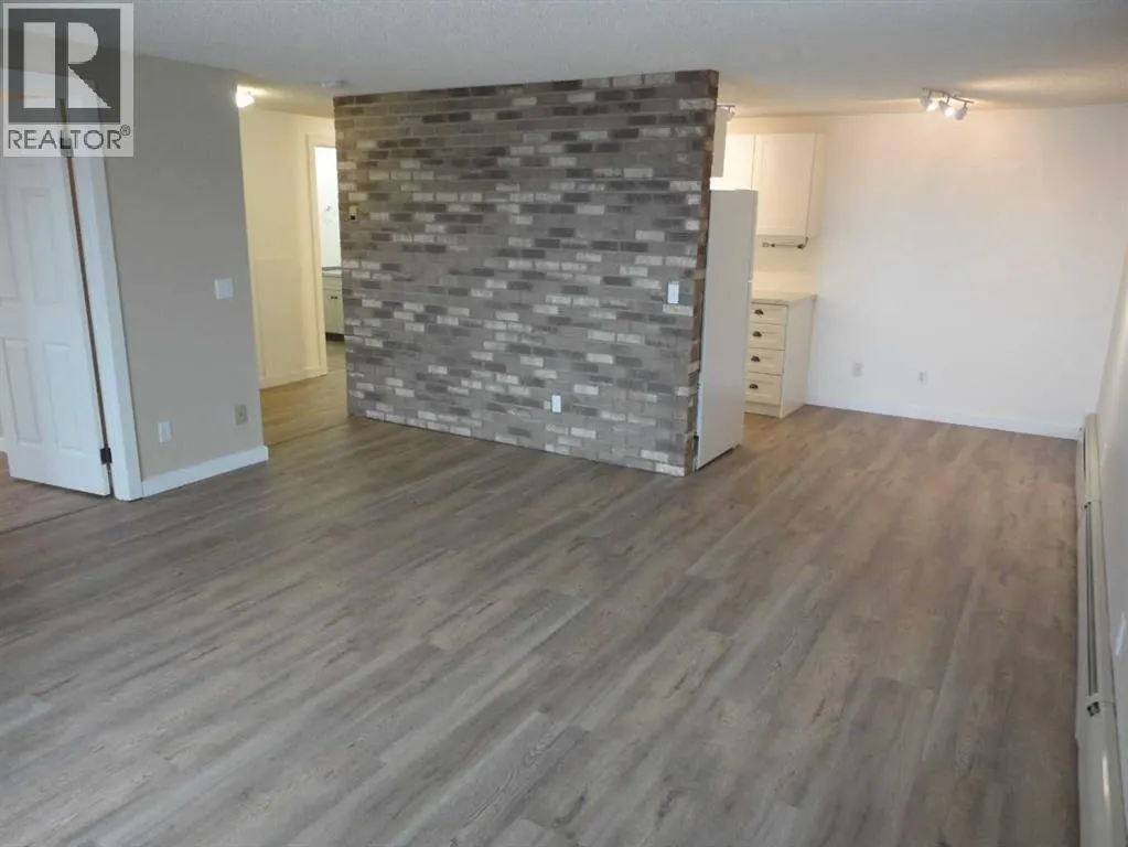 115, 280 Banister Drive