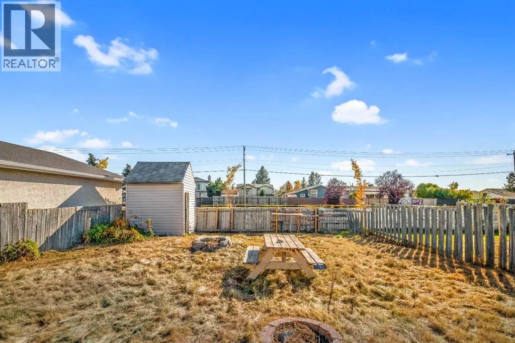 57 Martinview Crescent NE