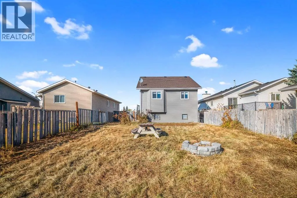 57 Martinview Crescent NE