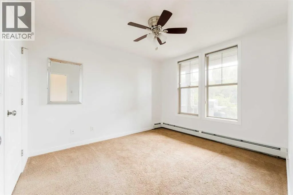 111, 207 Sunset Drive