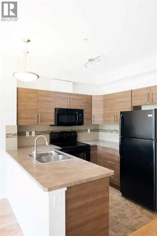 111, 207 Sunset Drive