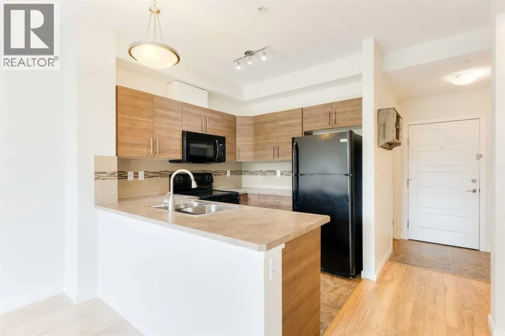 111, 207 Sunset Drive