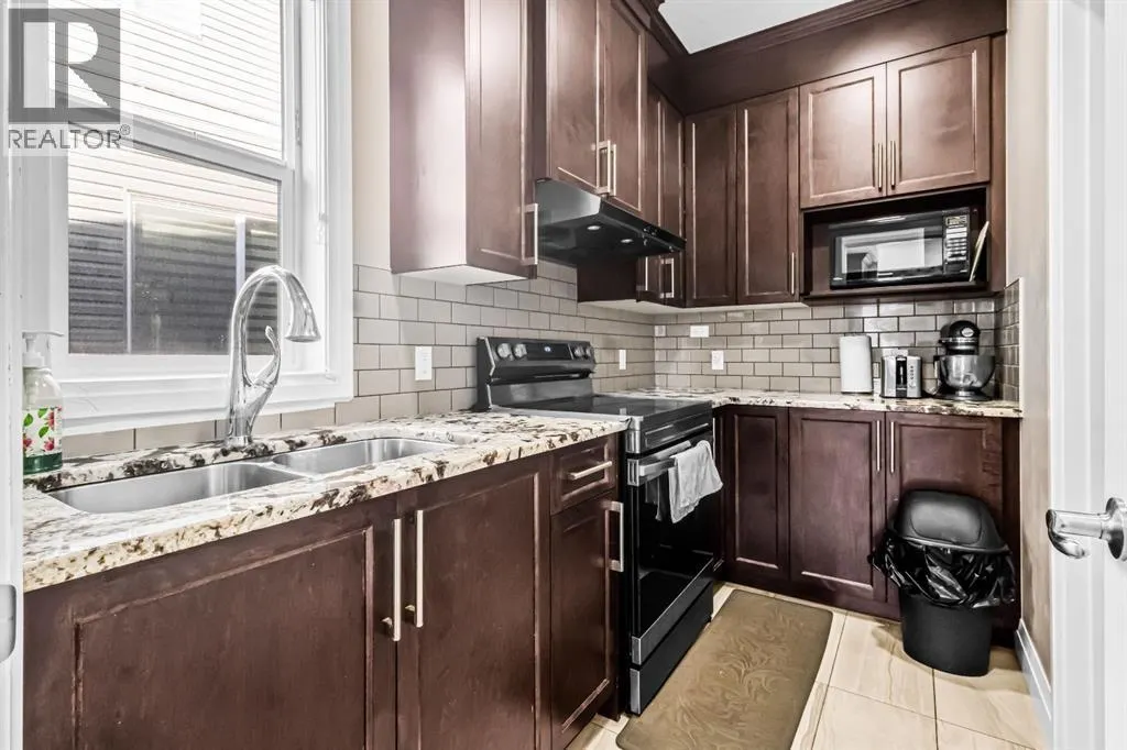 39 Cornerstone Gardens NE