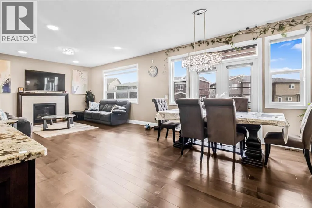 39 Cornerstone Gardens NE