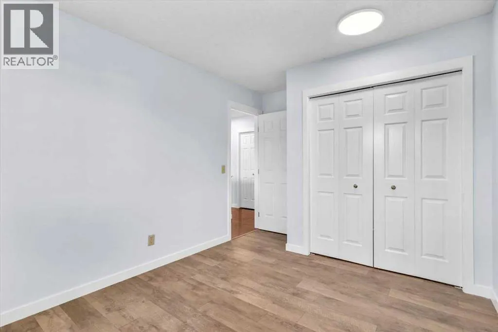 37 Douglasbank Rise SE