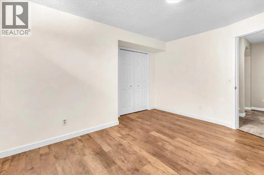 37 Douglasbank Rise SE
