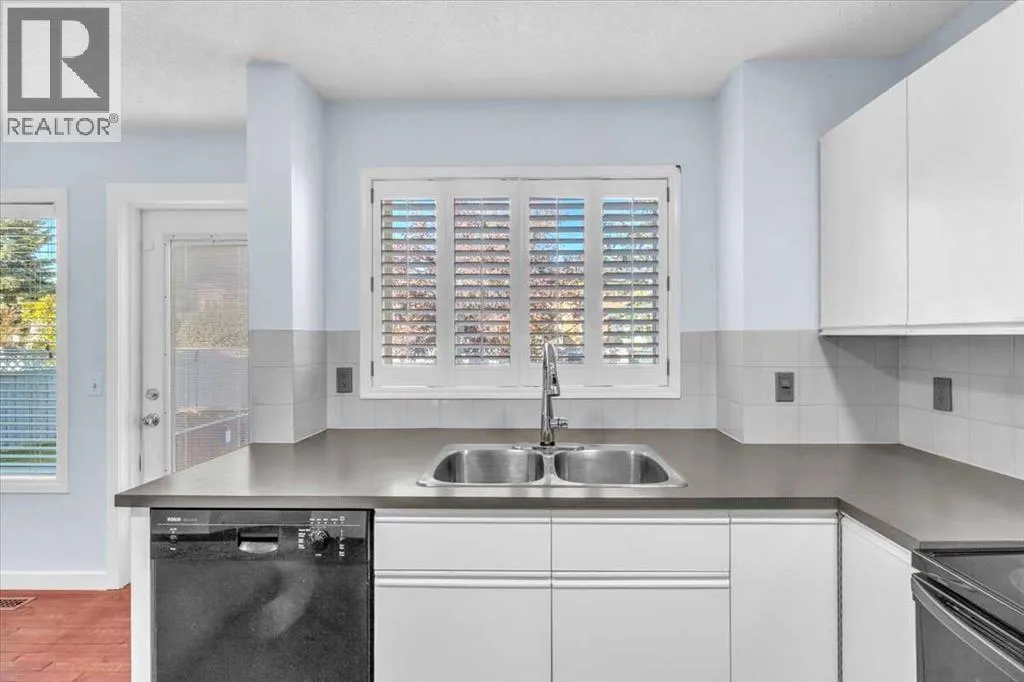 37 Douglasbank Rise SE