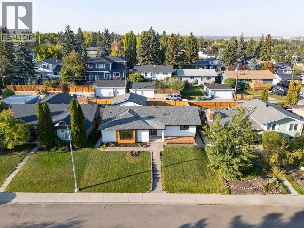 1275 Lake Sundance Crescent SE