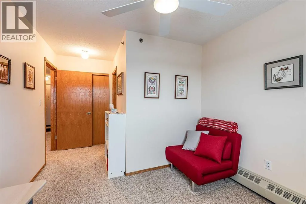 414, 22 Park Meadows Drive SE