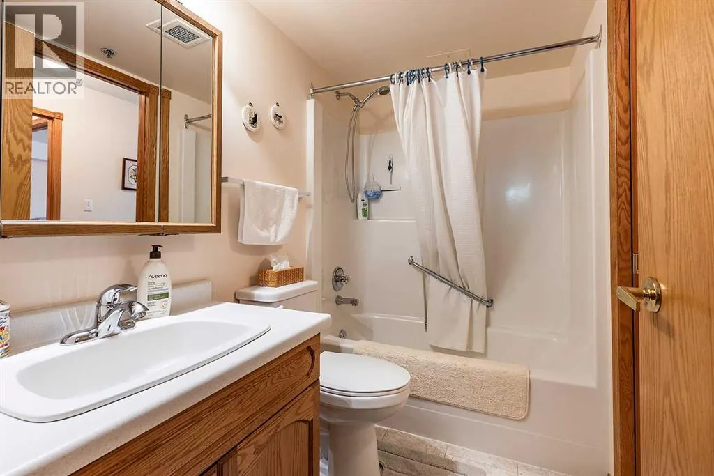 414, 22 Park Meadows Drive SE